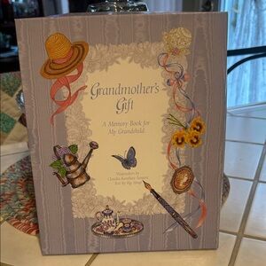 C.R. Gibson Grandmother's Gift Memory Book - Purple
